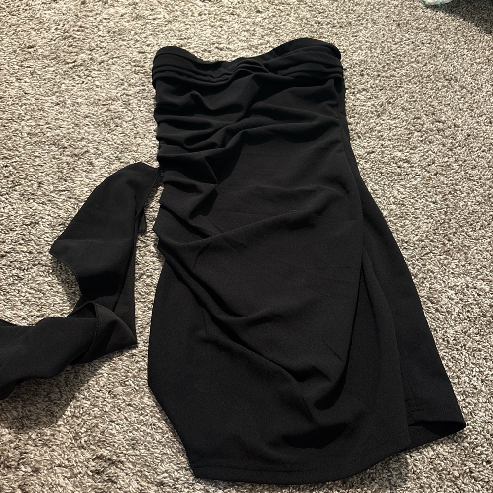 Amazon Black Strapless Midi Dress